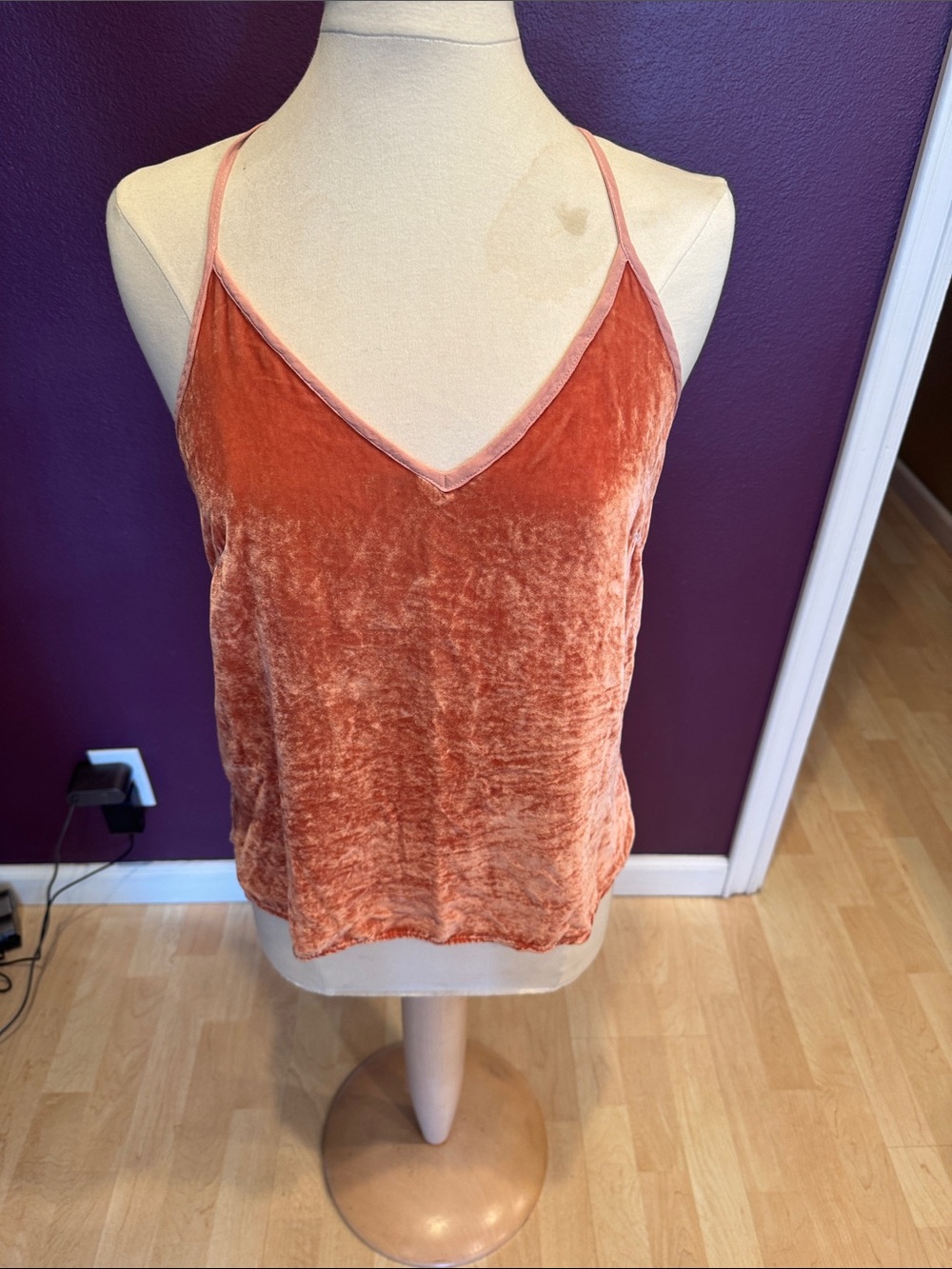 Velvet V-Neck Spaghetti Strap Cami in Rust